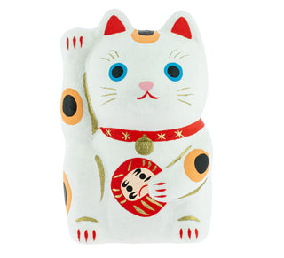 Maneki Neko Daruma Glückskatze aus Pappmaché mit winkender Pfote und Daruma-Symbol, Frontansicht