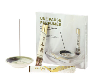 Japanisches Räucherset „Duftende Pause“ mit Keramikhalter, Agarholz-Räucherstäbchen und Geschenkbox.