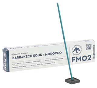 Räucherstäbchen Souk in Marrakesch von Fragrance Memories mit Verpackung und Halter freigestellt